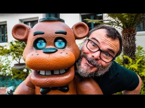 Hard - In 2020, Jack Black appeared on Jimmy Kimmel Live wearing a mask of which FNAF character?