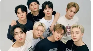 guess the stray kids song?