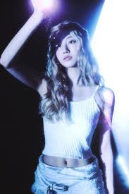 How well do you know KAZUHA of LE SSERAFIM?